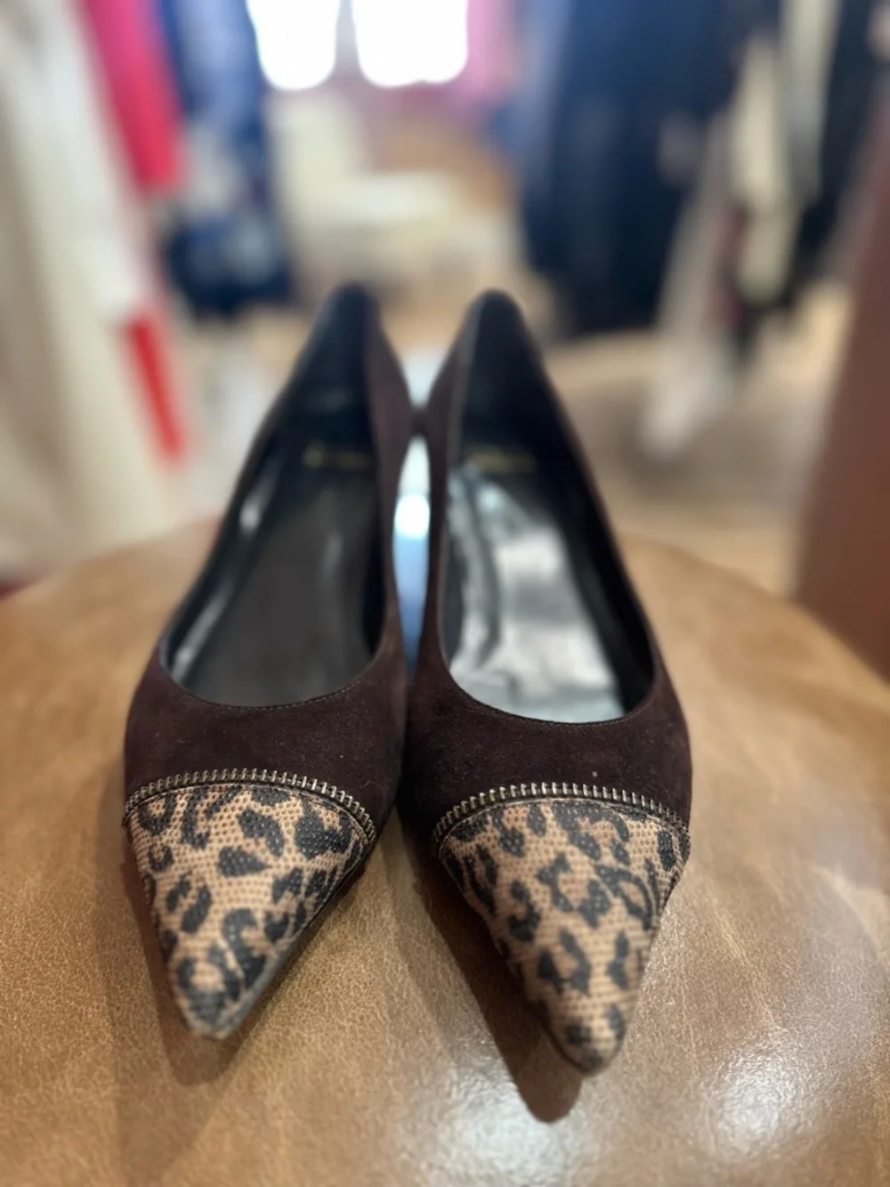Vintage Stuart Weitzman Brown Suede Pumps with Leopard-Print Toe size 9.5 - Picture 3 of 9